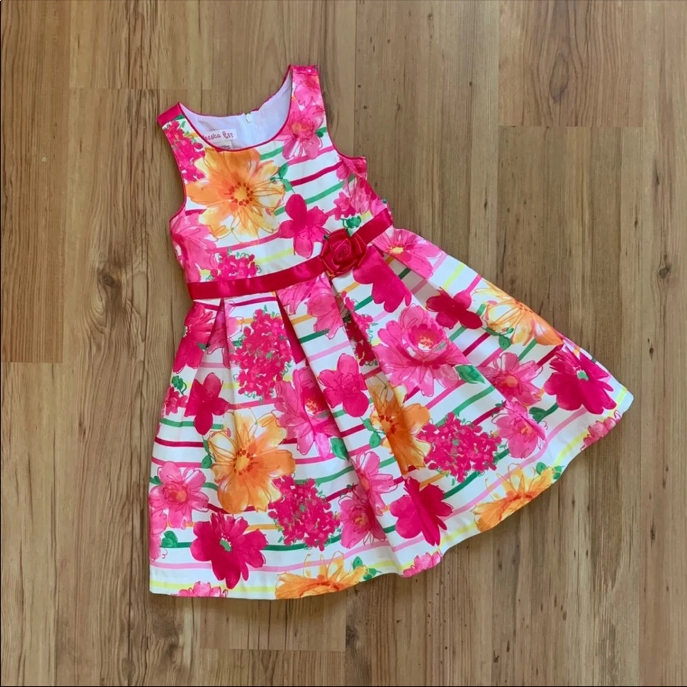 🚫 SOLD Colorful girls summer dress size 5